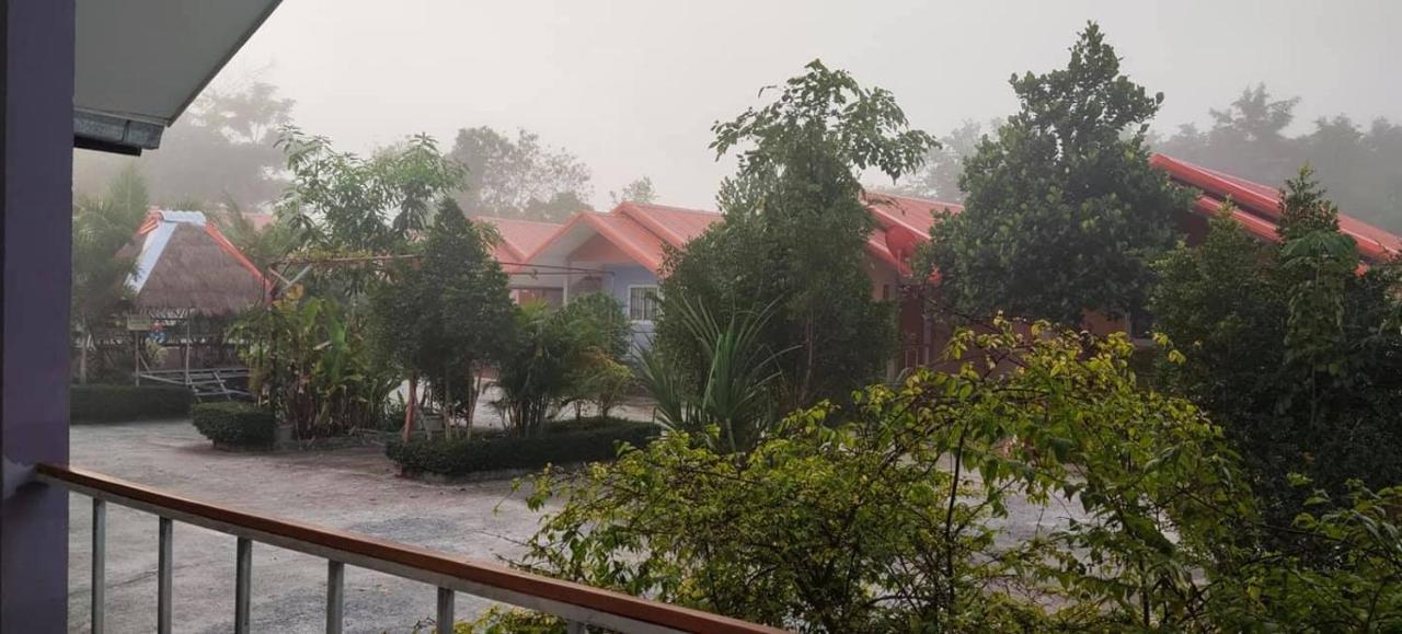อวบอิ๋มรีสอร์ท #ที่พักภูกระดึง Ban Nong Tum Zewnętrze zdjęcie